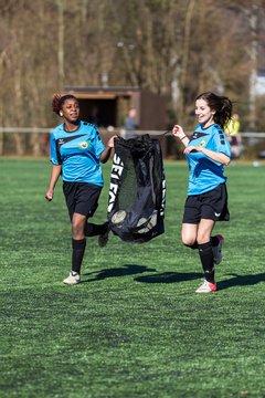 Bild 92 - B-Juniorinnen SV Henstedt-Ulzburg - MTSV Olympia Neum�nster : Ergebnis: 0:4
